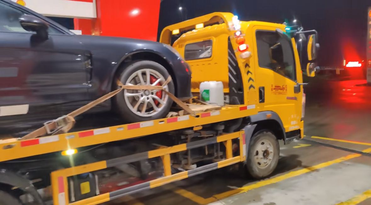 抚州行车途中遇到突发状况该如何呼叫道路救援？